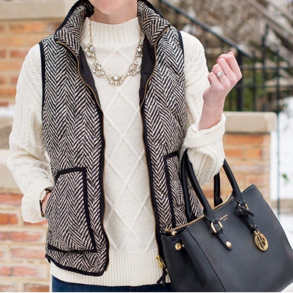 🍒J. Crew Excursion Puffer Vest in Herringbone